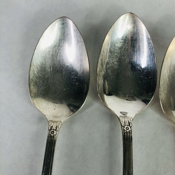 4 Place Oval Soup Spoons Wm A Rogers Oneida Sectional Lido Pattern Silverplate - Picture 8 of 12